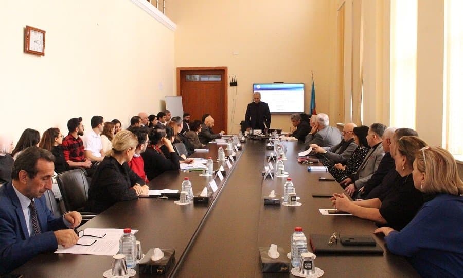Bakı Biznes Universitetinin magistrantlarına İqtisadiyyat İnstitutunun sertifikatı verilib 1