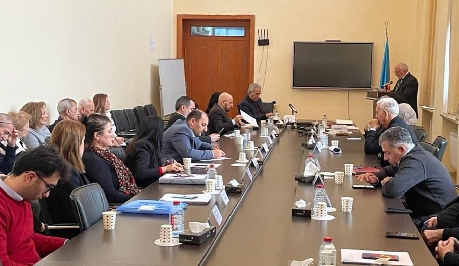 Elmi Şurada daha iki elmi şöbə hesabat verib 1