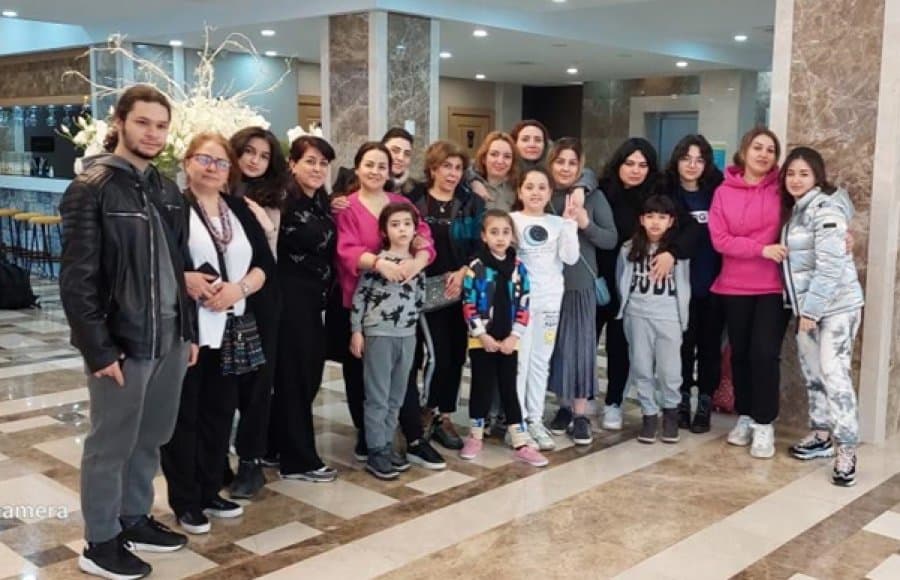Həmkarlar Təşkilatı əməkdaşlara bayram sovqatı paylayıb 1