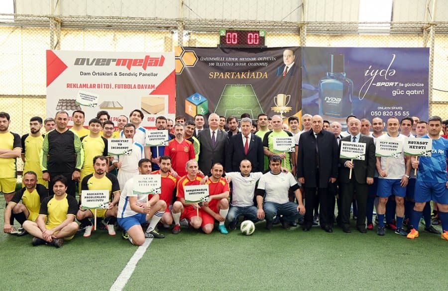 İqtisadiyyat İnstitutunun futbol komandası oyunlara qələbə ilə başladı 1