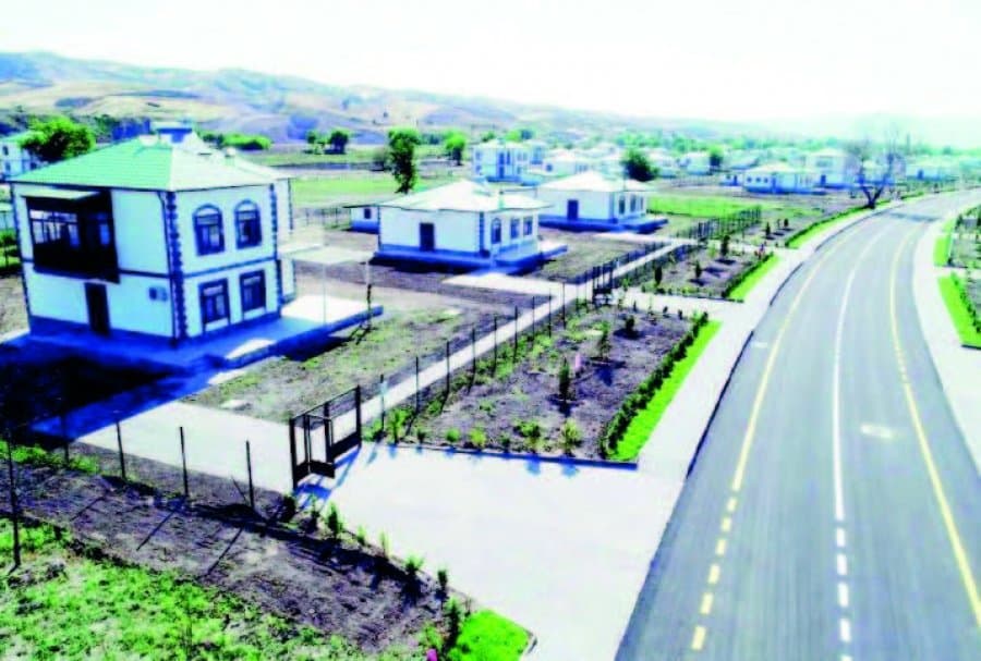 Canlanır hər şəhər, kənd Qarabağda... 1