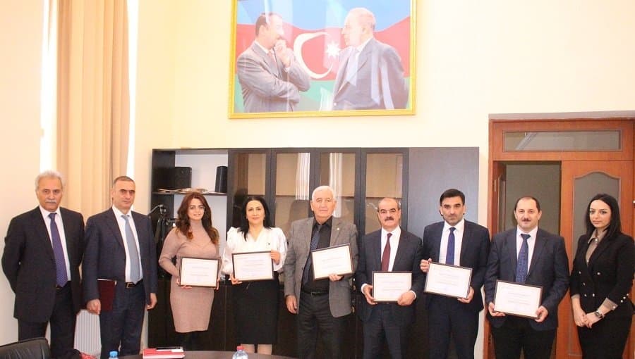 İqtisadiyyat İnstitutunda Zəfər Bayramına həsr olunmuş müsabiqənin qalibləri mükafatlandırılıblar 1