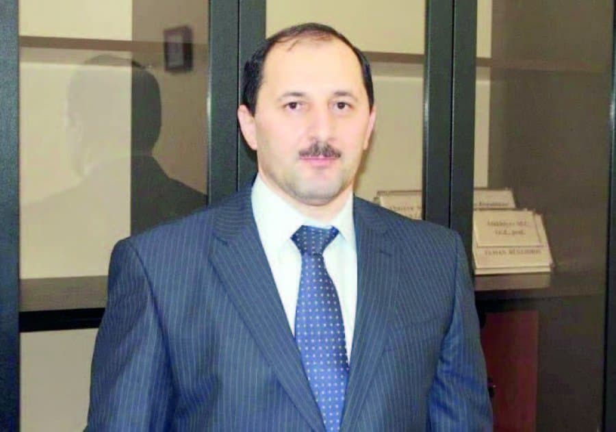 "Xalq qəzeti: "Yeni sənaye zonaları iqtisadiyyatı müasirləşdirir" 1