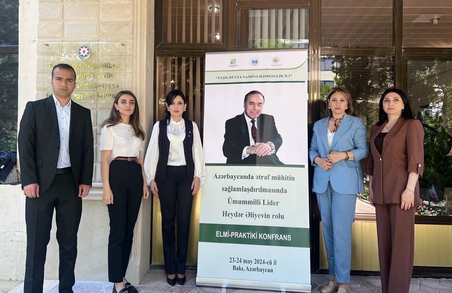 İqtisadiyyat İnstitutunun əməkdaşları  “Azərbaycanda ətraf mühitin sağlamlaşdırılmasında  Ümummilli Lider Heydər Əliyevin rolu” mövzusunda konfransda iştirak ediblər