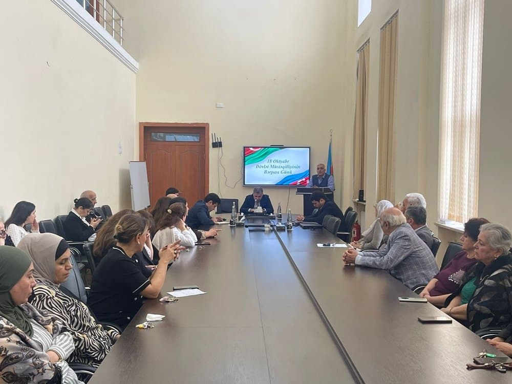 At the Institute of Economics held an event dedicated to October 18 - Independence Day 3