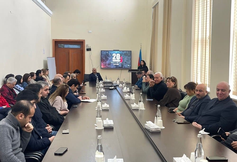 Институт Экономики почтил память шехидов 20 января 5