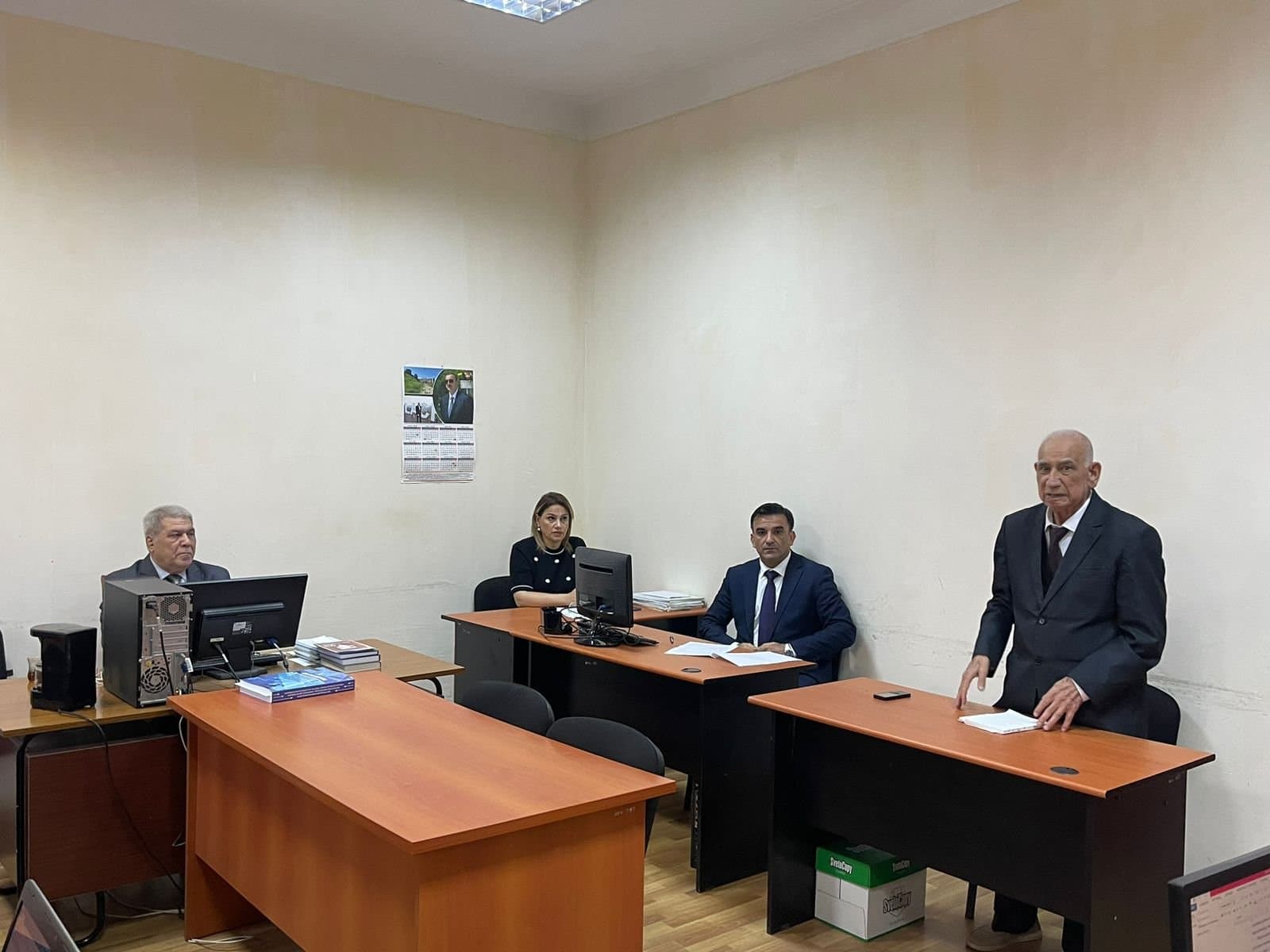 “Regional inkişaf və təbii sərvətlərdən istifadə problemləri” şöbəsində elmi əməkdaşların hesabatları dinlənilib 2