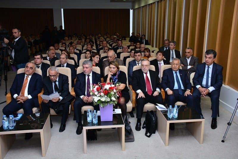 Professor Akif Musayevin 70 illik yubileyinə həsr olunmuş konfrans 12.10.2017 6