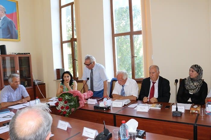 Elmi Şuranın 24.06.2015-ci il tarixli iclası 10