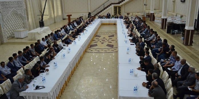İqtisadiyyat İnstitutu “Gənc təsərrüfatçılar məktəbi”nin yaradılmasında iştirak edəcək 17.09.2015 6