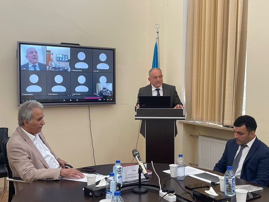 Azərbaycanın ali təhsil müəssisələrində kadr hazırlığının keyfiyyət təminatı problemləri mövzusunda dissertasiya işi müdafiə olunub 3