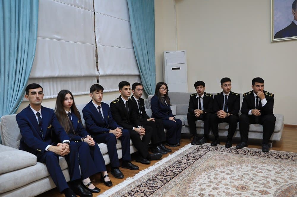 Professor Nazim Müzəffərli Milli Aviasiya Akademiyasında mühazirə oxuyub 4