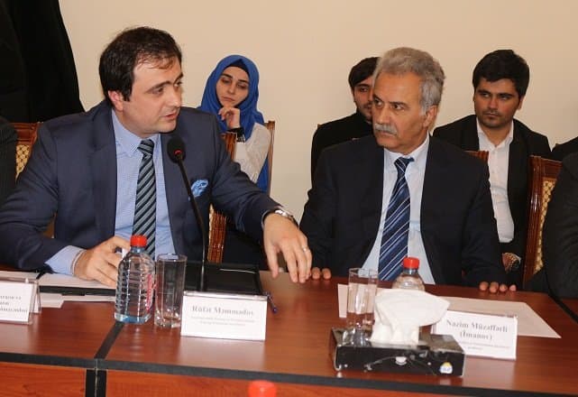 Azərbaycanda ixracın və investisiyaların təşviqi problemləri müzakirə olundu 18.02.2016 8