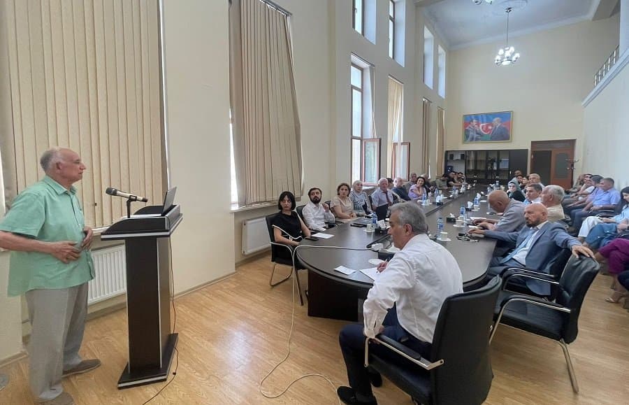 Professor Əli Nuriyevin 85 illik yubileyinə həsr olunmuş elmi seminar keçirilib 3