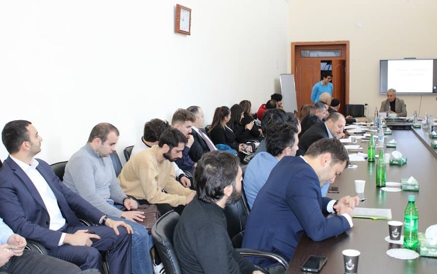İqtisadiyyat İnstitutunun Elmi Şurasının iclası keçirilib 4
