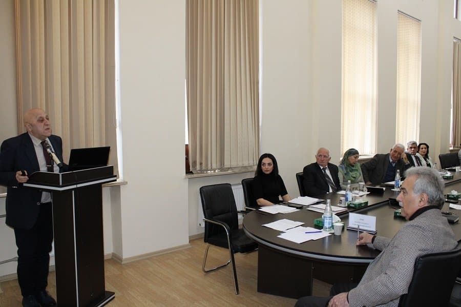 İqtisadiyyat İnstitutunun Elmi Şurasının iclası keçirilib 5