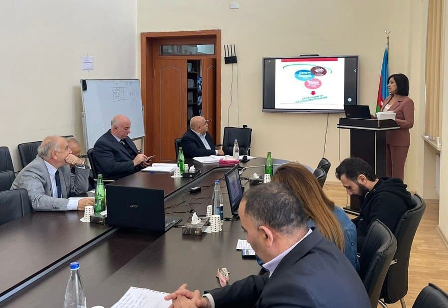 На Научном семинаре обсуждено «Совершенствование механизмов управления на предприятиях легкой промышленности»