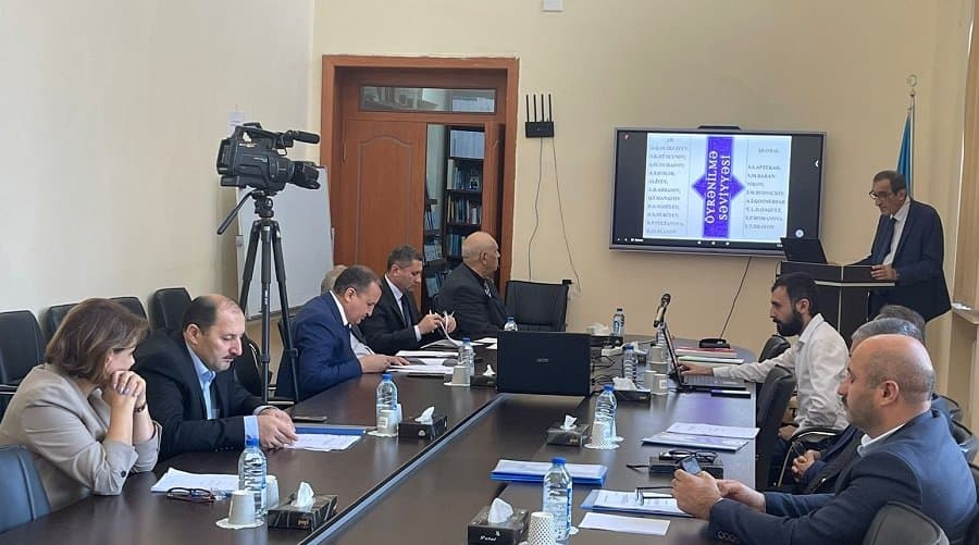 Elmi seminarda “Azərbaycanın metallurgiya sənayesinin inkişafı və rayonlararası iqtisadi əlaqələrin təkmilləşdirilməsi” müzakirə edilib
