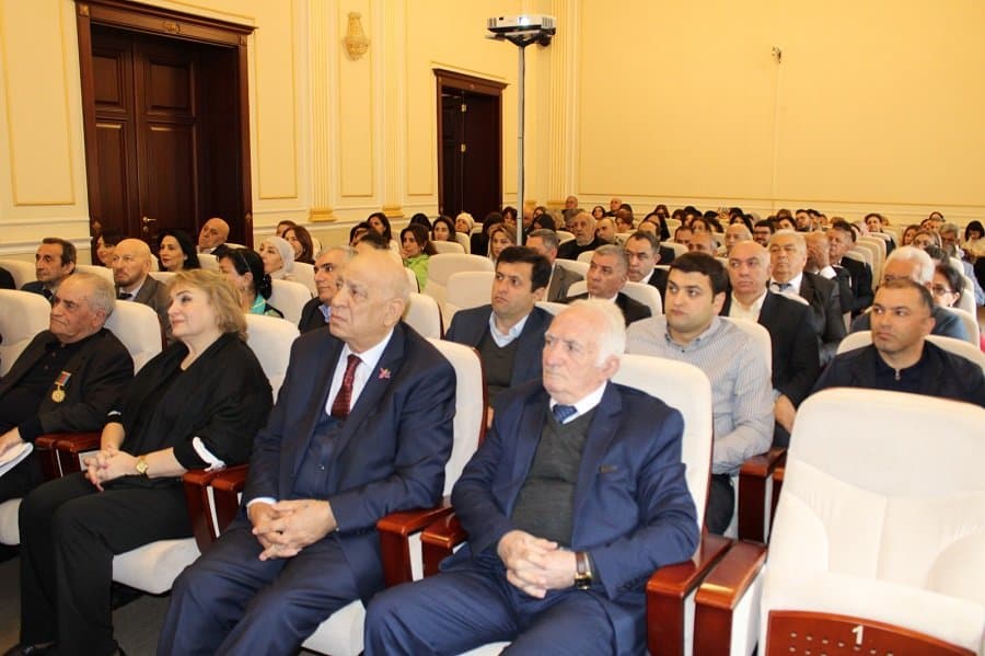 Состоялось мероприятие, посвященное 67-летию со дня основания Института экономики 8