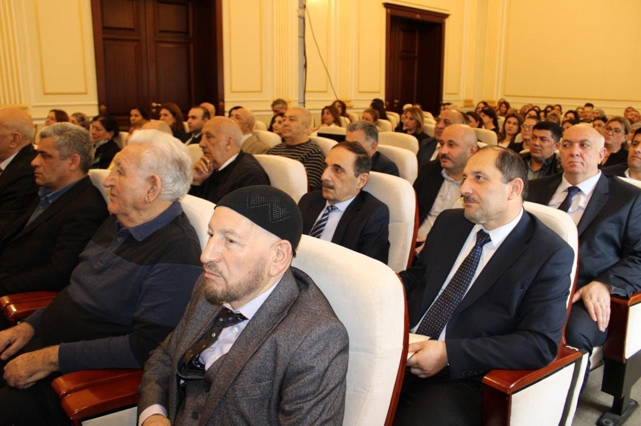 Held the 68th anniversary celebration of the establishment of the Institute of Economics 2