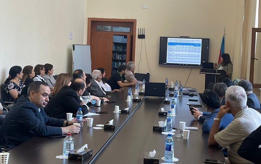 Elmi seminarda “Kənd əhalisinin həyat səviyyəsi: inklüziv inkişafa doğru” kitabı müzakirə olunub