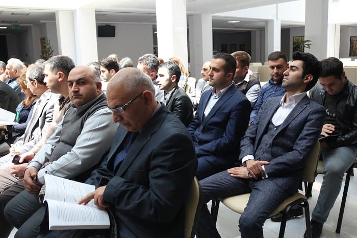 “İS(S)İ - 2015: İqtisadiyyatın liberallıq potensialı” kitabının təqdimat mərasimi 27.04.2017 11