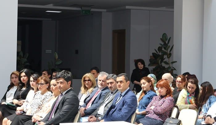 “İS(S)İ - 2015: İqtisadiyyatın liberallıq potensialı” kitabının təqdimat mərasimi 27.04.2017 12
