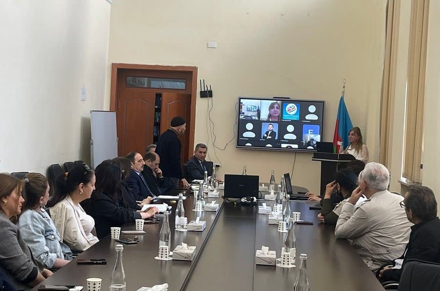 На постоянном научном семинаре обсуждалась тема «Цифровая трансформация библиотек» 3