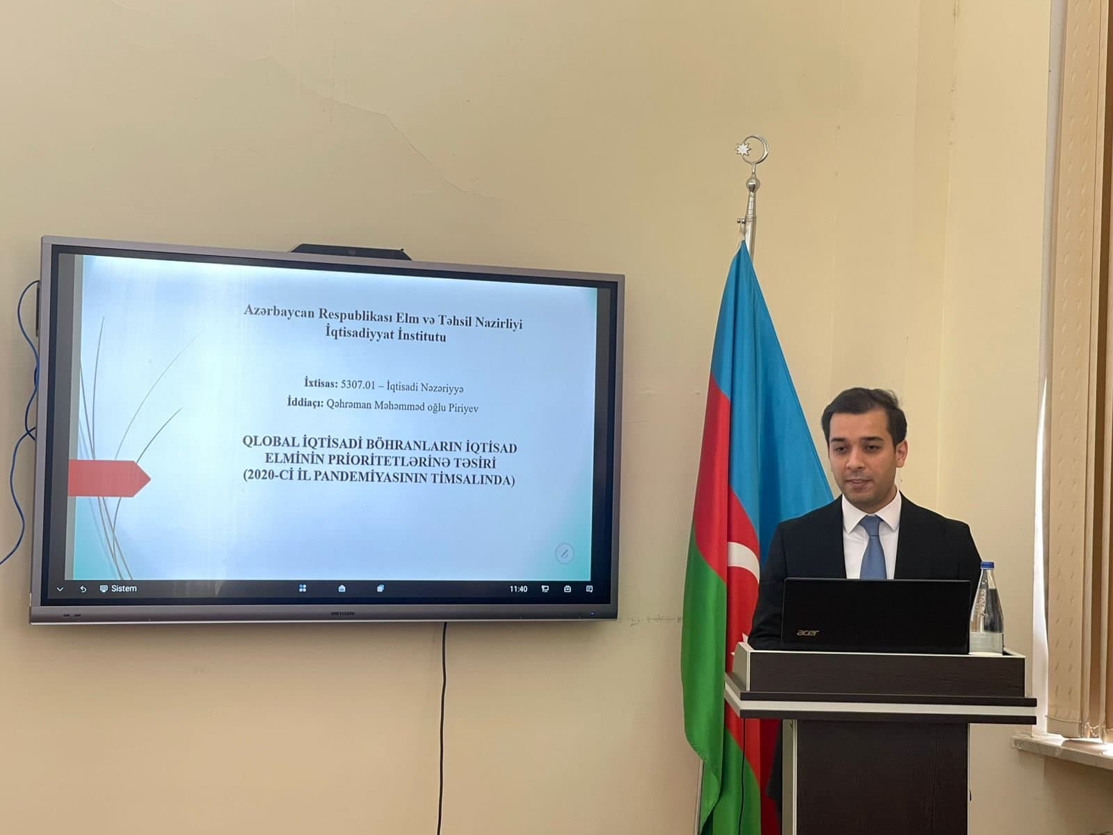 “Qlobal iqtisadi böhranların iqtisad elminin prioritetlərinə təsiri (2020-ci il pandemiyası timsalında)” mövzusunda dissertasiya işi müdafiə edilib 2