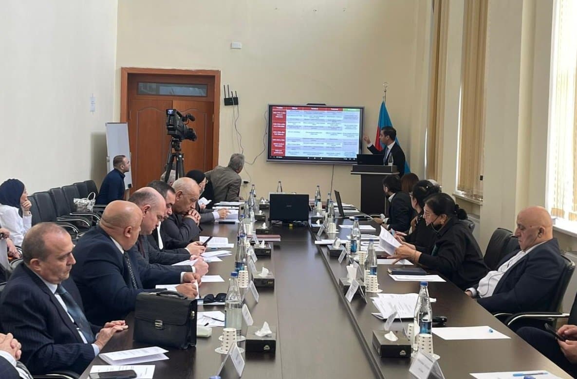 “Qlobal iqtisadi böhranların iqtisad elminin prioritetlərinə təsiri (2020-ci il pandemiyası timsalında)” mövzusunda dissertasiya işi müdafiə edilib 3