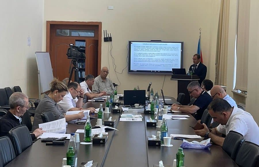 Elmi seminarda hava nəqliyyatının səmərəliliyinin artırılması məsələləri müzakirə edilib