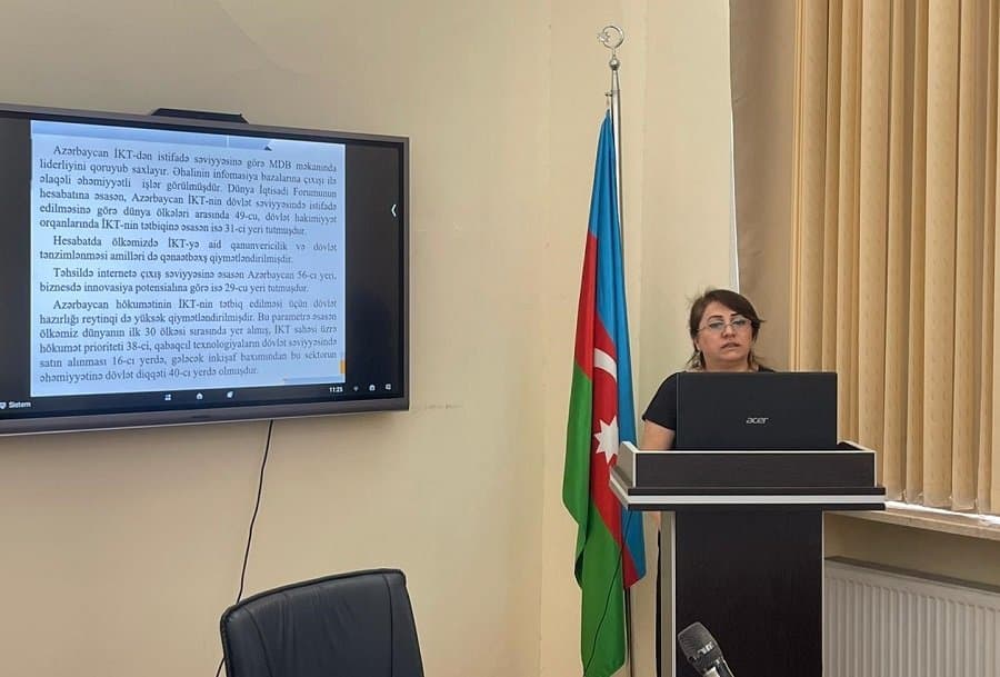 “Azərbaycanda informasiya xidmətləri bazarının formalaşması və inkişaf istiqamətləri” mövzusunda dissertasiya işi müdafiə olunub 2