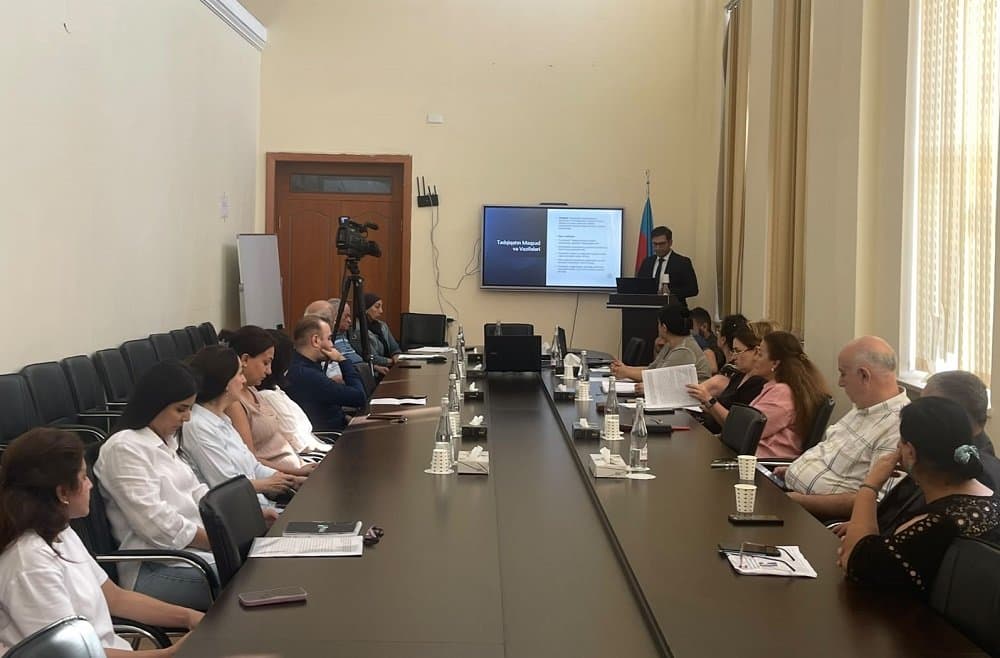 Şöbələrin birgə iclasında sənayedə iş qüvvəsindən səmərəli istifadə edilməsi ilə bağlı dissertasiya işi müzakirə olunub