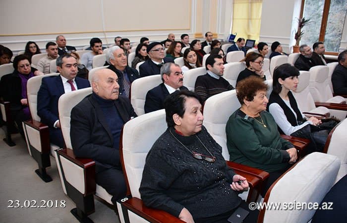 Akademik Vladimer Papavaya AMEA İqtisadiyyat İnstitutunun "Fəxri doktoru" diplomu təqdim olundu 23.02.2018 11
