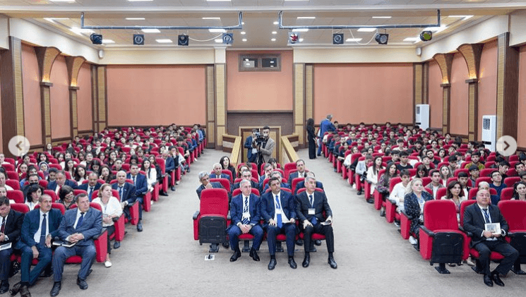 Naxçıvan Dövlət Universitetində “İxracyönlü sənayenin inkişafı: sənayeləşmə siyasəti və infrastruktur təchizatları" respublika elmi konfransı keçirilib 6