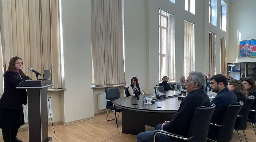 На научном семинаре состоялись дискуссии на тему «Динамические эконометрические модели». 3