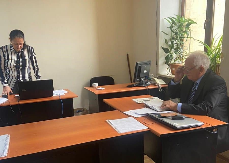 “Sənaye siyasəti və investisiya problemləri" şöbəsində hesabatlar dinlənilib 2