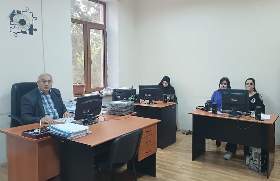 “Biznes mühitinin tənzimlənməsi və sahibkarlığın inkişafı” şöbəsində əməkdaşların hesabatları dinlənilib 3