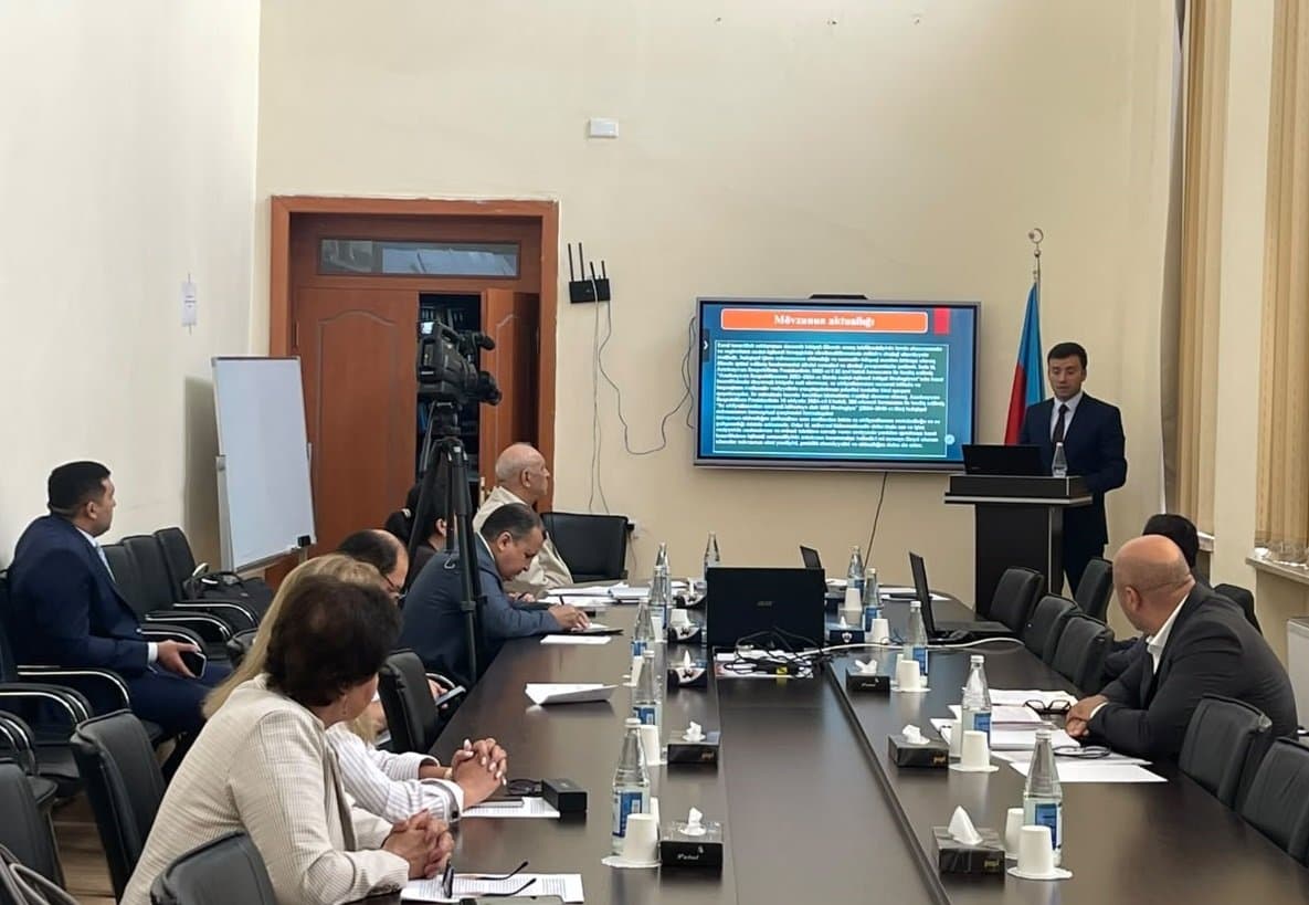 Elmi seminarda suvarılan torpaqlarda hidromeliorativ sistermlərin tətbiqinin iqtisadi səmərəliliyinin qiymətləndirilməsi ilə bağlı dissertasiya işi müzakirə olunub