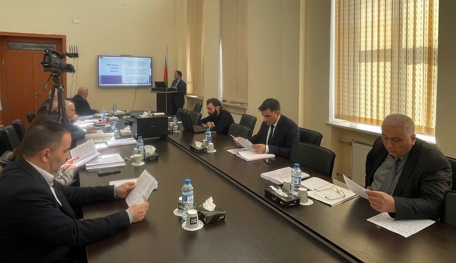 Elmi seminarda “Azərbaycanın ali təhsil müəssisələrində əmək bazarının tələblərinə uyğun kadr hazırlığının keyfiyyət təminatı problemləri” müzakirə olunub 2