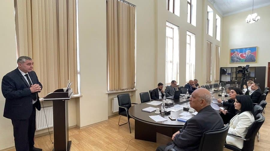 Elmi Seminarda “Naxçıvan Muxtar Respublikasının sosial-iqtisadi inkişafında turizmin rolu” müzakirə edilib
