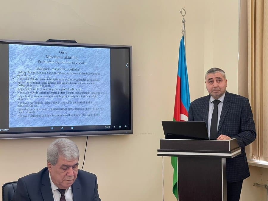 На совместном заседании отделов состоялось предварительное обсуждение диссертационной работы 2