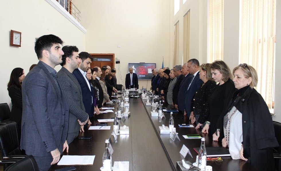 İqtisadiyyat İnstitutunda Xocalı soyqırımının 34-cü ildönümünə həsr olunmuş anım tədbiri keçirilib