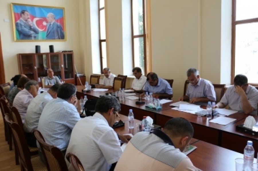 Copy of The following scientific seminar at the Institute of Economy 1