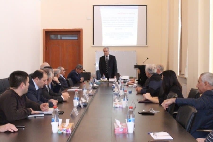 At the Institute of Economics discussed the development trends of entrepreneurship in Azerbaijan